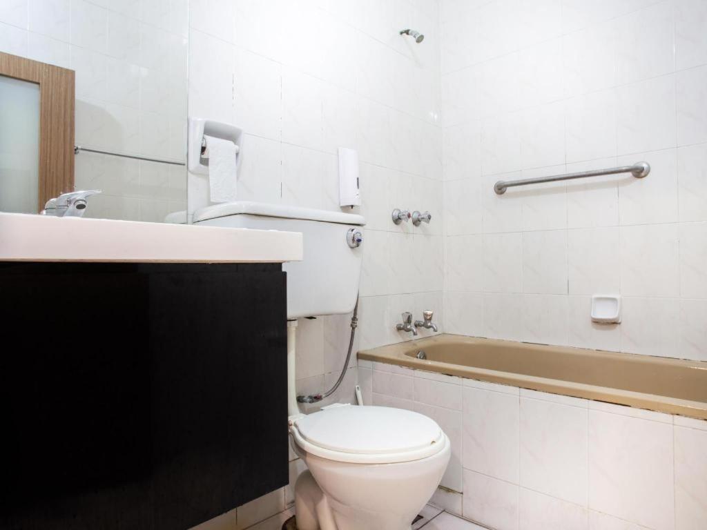 סינגפור Lai Ming Hotel Cosmoland מראה חיצוני תמונה