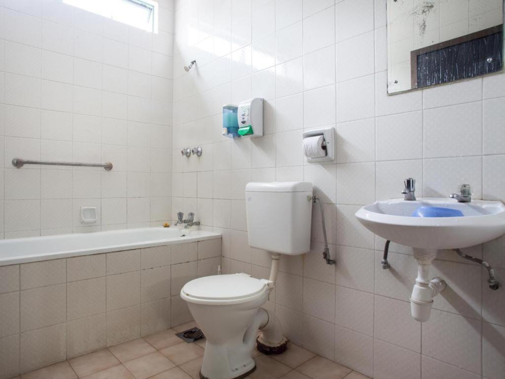סינגפור Lai Ming Hotel Cosmoland מראה חיצוני תמונה